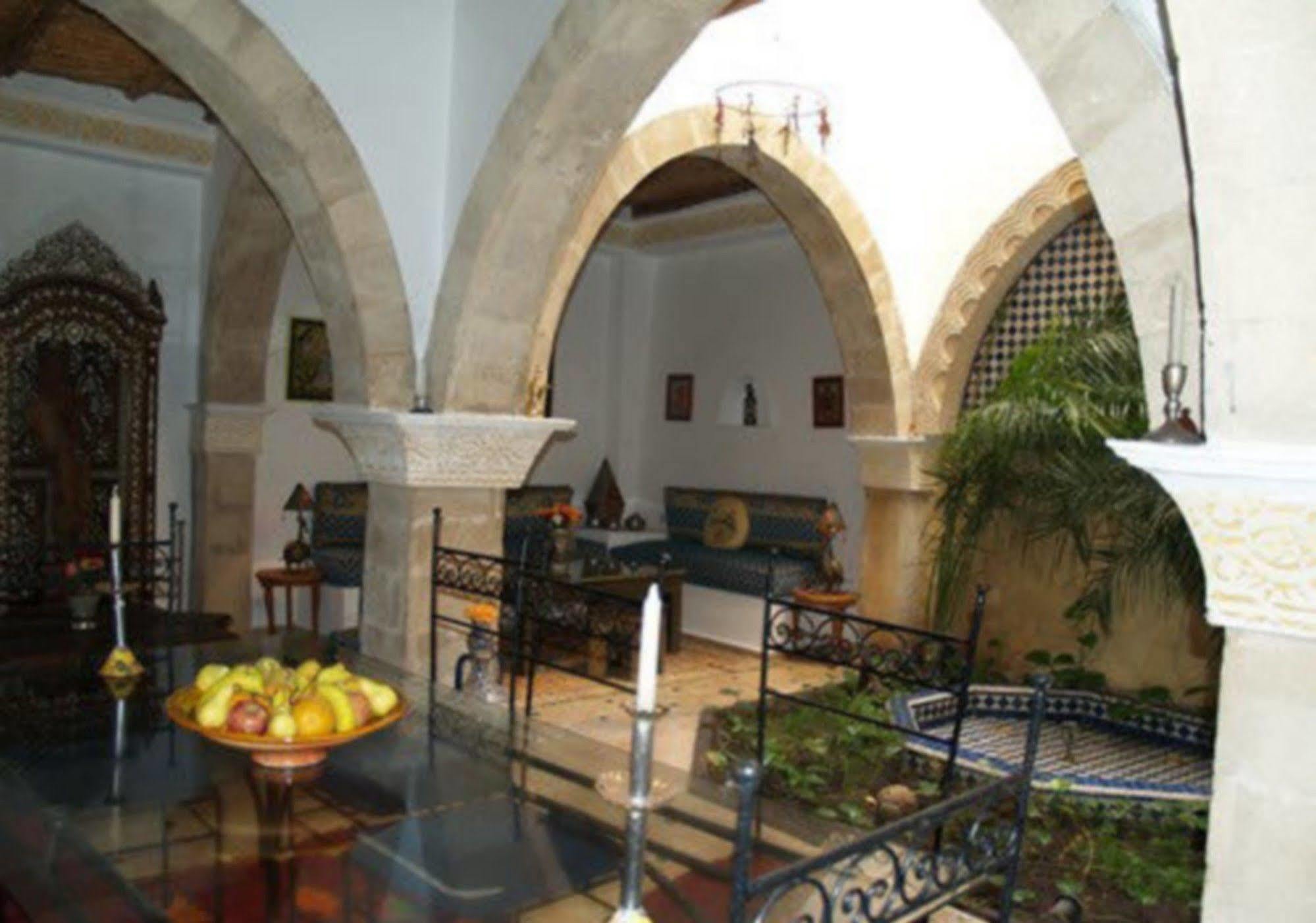 Dar Rahaothello Bed & Breakfast Essaouira Exterior photo